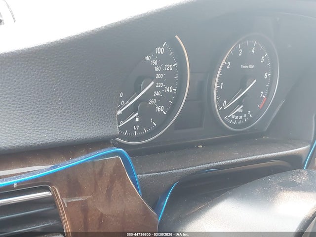 44736600 :رقم المزاد ، WBAPK5G59BNN29327 vin ، 2011 Bmw 328i Xdrive مزاد بيع