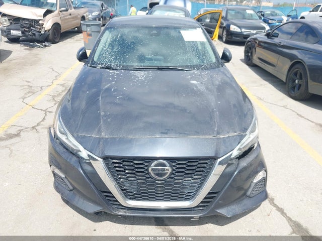 1N4BL4DV6NN311333 Nissan Altima Sv Fwd