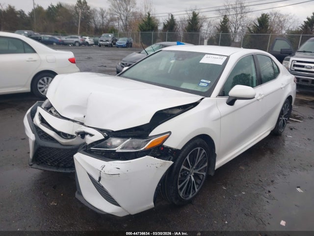 44736634 :رقم المزاد ، 4T1G11AK1LU948742 vin ، 2020 Toyota Camry Se مزاد بيع