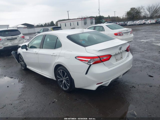 44736634 :رقم المزاد ، 4T1G11AK1LU948742 vin ، 2020 Toyota Camry Se مزاد بيع