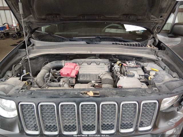 44736636 :رقم المزاد ، ZACNJDB15NPN71840 vin ، 2022 Jeep Renegade Latitude 4x4 مزاد بيع