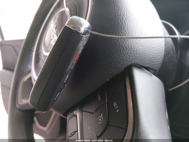 44736636 :رقم المزاد ، ZACNJDB15NPN71840 vin ، 2022 Jeep Renegade Latitude 4x4 مزاد بيع