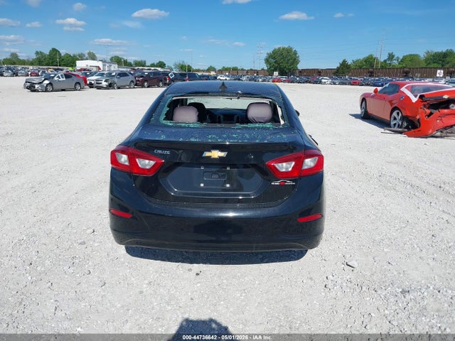 1G1BC5SM8J7188443 Chevrolet Cruze Ls Auto