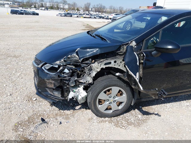 1G1BC5SM8J7188443 Chevrolet Cruze Ls Auto