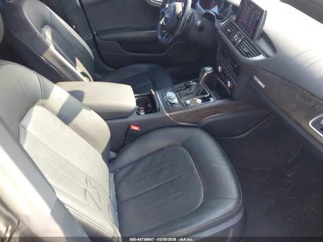 2017 AUDI A7 WAUW2AFCXHN058334 Photo 4
