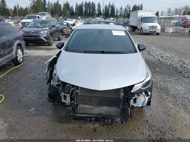 3G1BE6SM5JS651933 Chevrolet Cruze Lt Auto