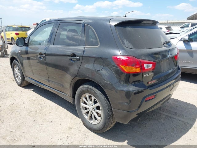 2011 MITSUBISHI OUTLANDER SPORT JA4AP3AU6BZ022726 Photo 2