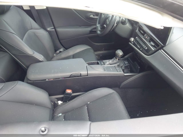 2022 Lexus Es 350 მანქანა იყიდება აუქციონზე, vin: 58ADZ1B16NU132834, აუქციონის ნომერი: 44736683