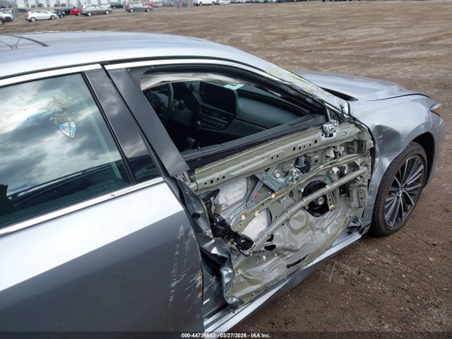 2022 Lexus Es 350 მანქანა იყიდება აუქციონზე, vin: 58ADZ1B16NU132834, აუქციონის ნომერი: 44736683