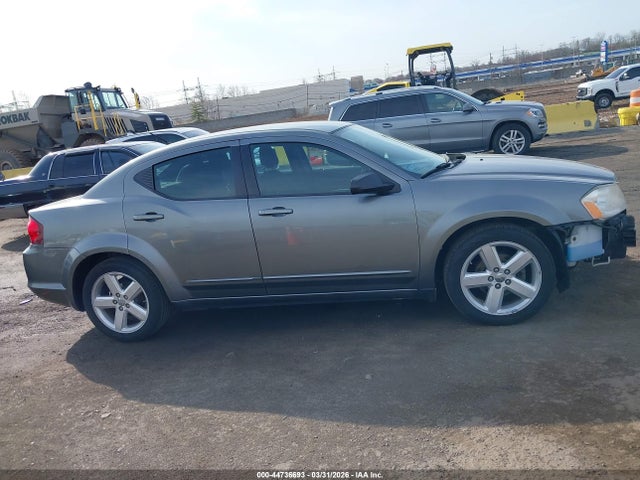 44736693 :رقم المزاد ، 1C3CDZAB1DN741339 vin ، 2013 Dodge Avenger Se مزاد بيع