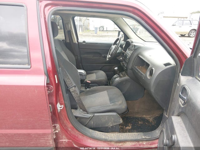 Jeep Patriot Altitude 2014 1C4NJPBA5ED890304 Image 5
