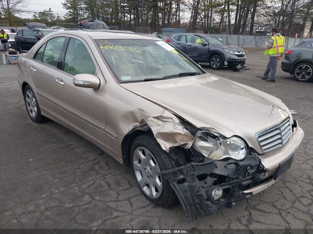 Aukcja sprzedaży 2005 Mercedes-benz C 240 Luxury, vin: WDBRF61J85F617469, numer aukcji: 44736766