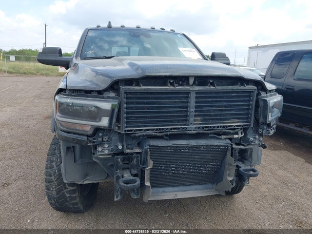 44736839 :رقم المزاد ، 3C6UR5NL8LG274075 vin ، 2020 Ram 2500 Laramie  4x4 6'4 Box مزاد بيع