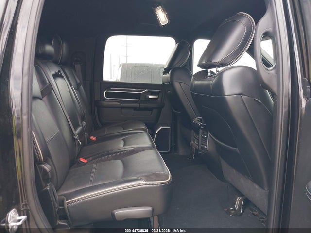 44736839 :رقم المزاد ، 3C6UR5NL8LG274075 vin ، 2020 Ram 2500 Laramie  4x4 6'4 Box مزاد بيع