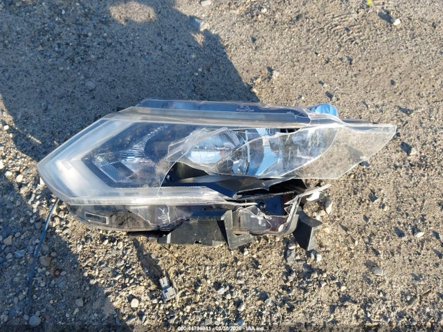 Aukcja sprzedaży 2017 Nissan Rogue Sv, vin: KNMAT2MT9HP519921, numer aukcji: 44736841
