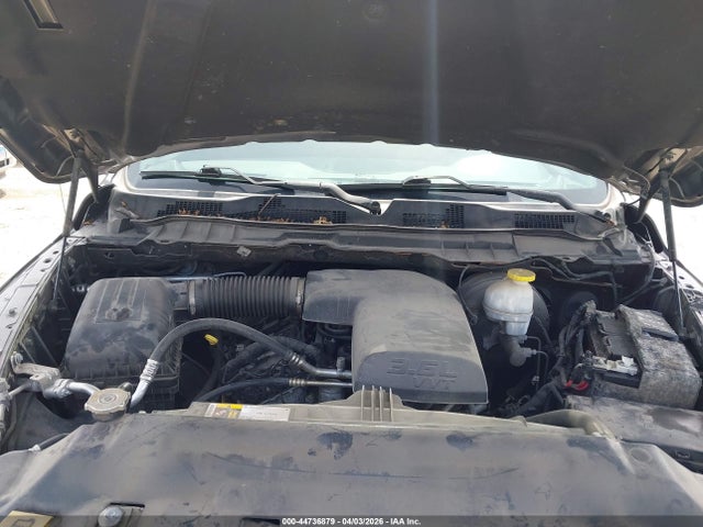 44736879 :رقم المزاد ، 1C6RR7FG9JS273588 vin ، 2018 Ram 1500 Express  4x4 6'4 Box مزاد بيع