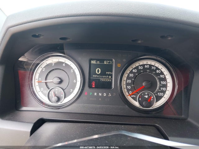 44736879 :رقم المزاد ، 1C6RR7FG9JS273588 vin ، 2018 Ram 1500 Express  4x4 6'4 Box مزاد بيع