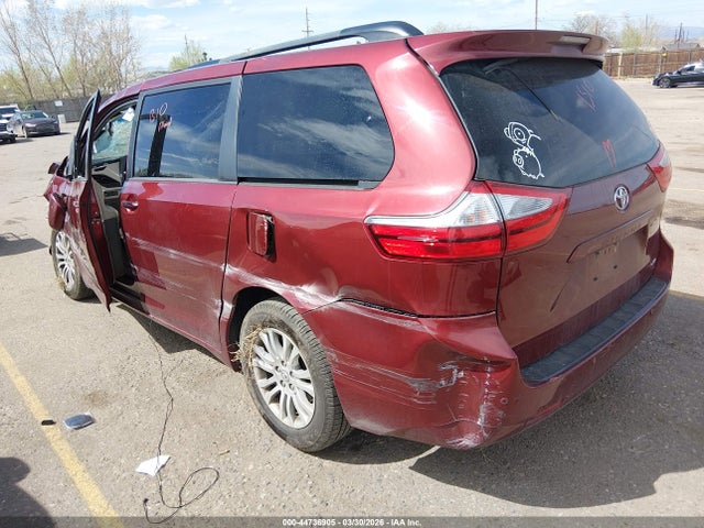 Продаж на аукціоні авто 2017 Toyota Sienna Xle Premium 8 Passenger, vin: 5TDYZ3DC6HS826312, номер лоту: 44736905