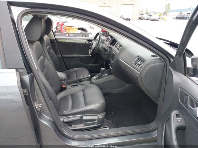 3VWD17AJ5FM250089 Volkswagen Jetta 1.8t Se
