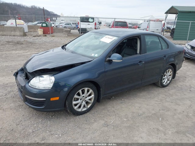 44736955 :رقم المزاد ، 3VWRZ7AJ2AM133755 vin ، 2010 Volkswagen Jetta Limited Edition مزاد بيع