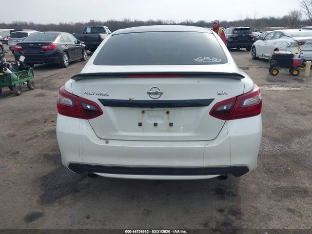 Продажа на аукционе авто 2017 Nissan Altima 2.5 Sr, vin: 1N4AL3AP5HC174462, номер лота: 44736962