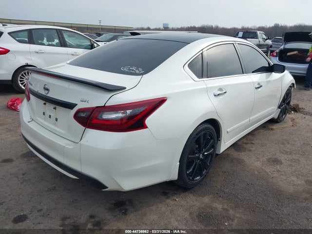 Продажа на аукционе авто 2017 Nissan Altima 2.5 Sr, vin: 1N4AL3AP5HC174462, номер лота: 44736962