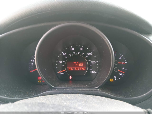 44736994 :رقم المزاد ، KNDJN2A2XE7085333 vin ، 2014 Kia Soul مزاد بيع