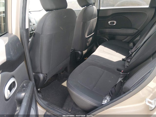 44736994 :رقم المزاد ، KNDJN2A2XE7085333 vin ، 2014 Kia Soul مزاد بيع