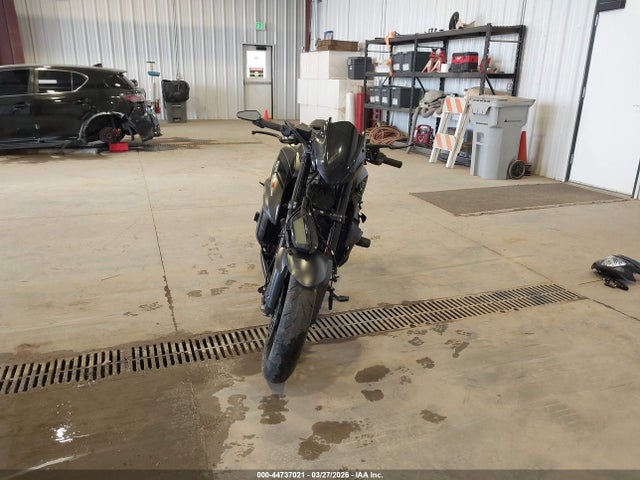 JS1C533B4N7100429 Suzuki Gsx-s750 M/z