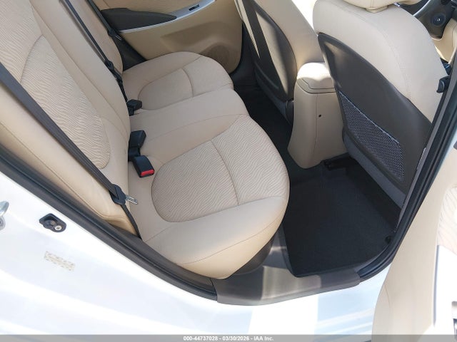 44737028 :رقم المزاد ، KMHCU4AE0CU051302 vin ، 2012 Hyundai Accent Gls مزاد بيع