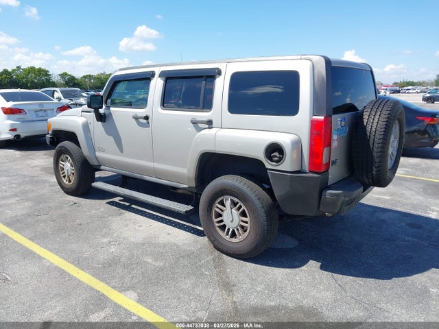2007 HUMMER H3 SUV 5GTDN13EX78205278 Photo 2