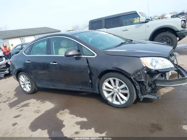 44737044 :رقم المزاد ، 1G4PR5SK6D4105667 vin ، 2013 Buick Verano Convenience Group مزاد بيع