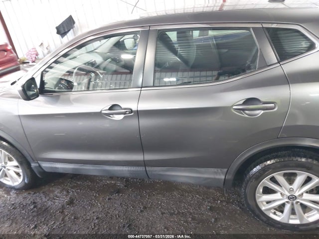 Auction sale of the 2019 Nissan Rogue Sport S, vin: JN1BJ1CP1KW227575, lot number: 44737057