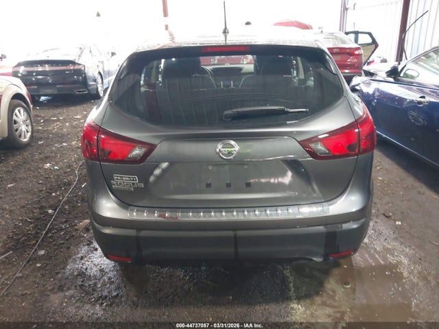 Auction sale of the 2019 Nissan Rogue Sport S, vin: JN1BJ1CP1KW227575, lot number: 44737057