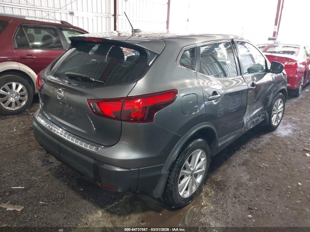 Auction sale of the 2019 Nissan Rogue Sport S, vin: JN1BJ1CP1KW227575, lot number: 44737057