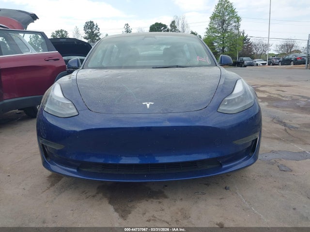 2023 Tesla Model 3 Rear-wheel Drive მანქანა იყიდება აუქციონზე, vin: 5YJ3E1EAXPF489623, აუქციონის ნომერი: 44737067