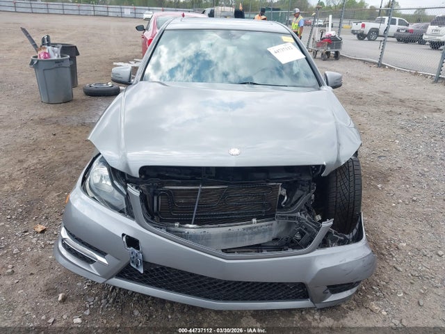 Продаж на аукціоні авто 2012 Mercedes-benz C 250 Sport, vin: WDDGF4HB2CR233118, номер лоту: 44737112