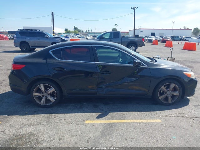 44737149 :رقم المزاد ، 19VDE1F72DE005798 vin ، 2013 Acura Ilx 2.0l مزاد بيع
