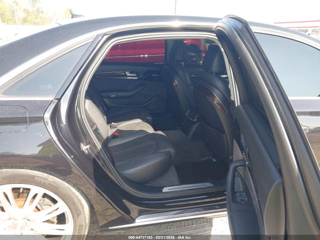 44737163 :رقم المزاد ، WAURVAFD5CN023156 vin ، 2012 Audi A8 L 4.2 مزاد بيع