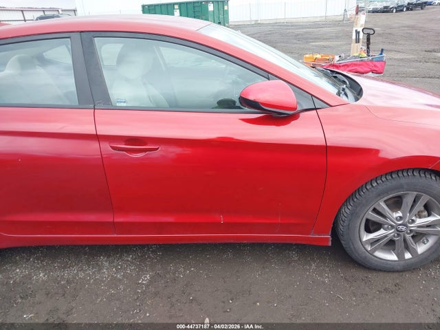 2017 HYUNDAI ELANTRA KMHD84LF7HU065218 Photo 5