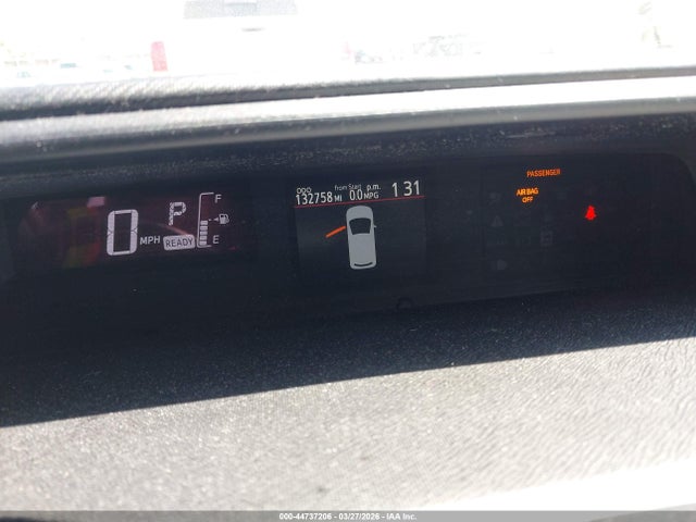 JTDKDTB37G1136071 Toyota Prius C Four