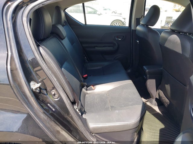 JTDKDTB37G1136071 Toyota Prius C Four