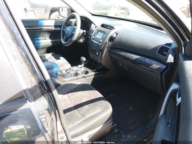 44737229 :رقم المزاد ، 5XYKT3A65EG473933 vin ، 2014 Kia Sorento Lx مزاد بيع