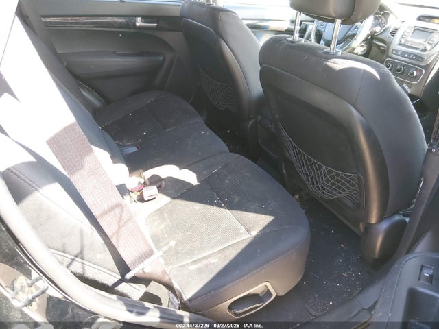 44737229 :رقم المزاد ، 5XYKT3A65EG473933 vin ، 2014 Kia Sorento Lx مزاد بيع