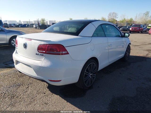 2014 Volkswagen Eos Sport მანქანა იყიდება აუქციონზე, vin: WVWBW8AH2EV005107, აუქციონის ნომერი: 44737251