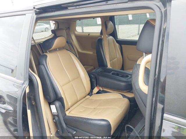 Продажа на аукционе авто 2017 Kia Sedona Lx, vin: KNDMB5C17H6237851, номер лота: 44737282