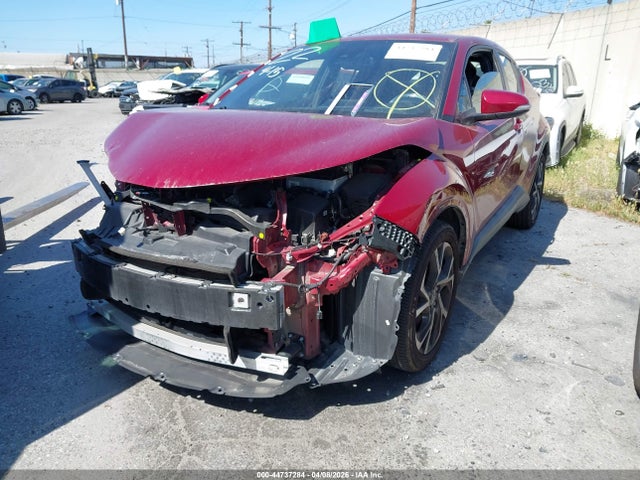 NMTKHMBX6JR026358 Toyota C-hr Xle Premium