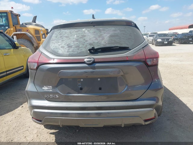 44737292 :رقم المزاد ، 3N1CP5BV2NL476469 vin ، 2022 Nissan Kicks S Xtronic Cvt مزاد بيع