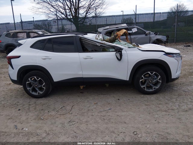 KL77LHEP5SC264341 Chevrolet Trax Fwd Lt