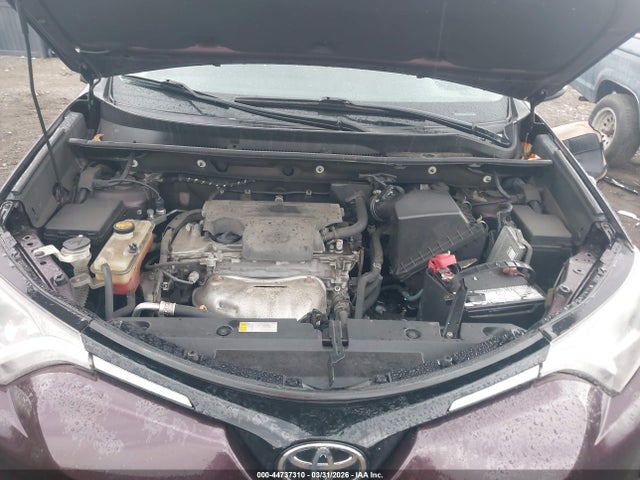 2T3RFREVXHW687235 Toyota Rav4 Xle
